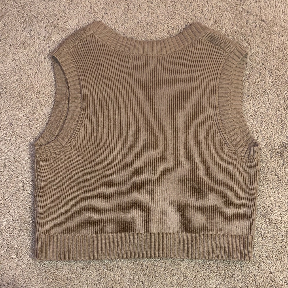 PacSun Women’s Pacific Sunwear Tan Knit Button Vest Small - Picture 9 of 10